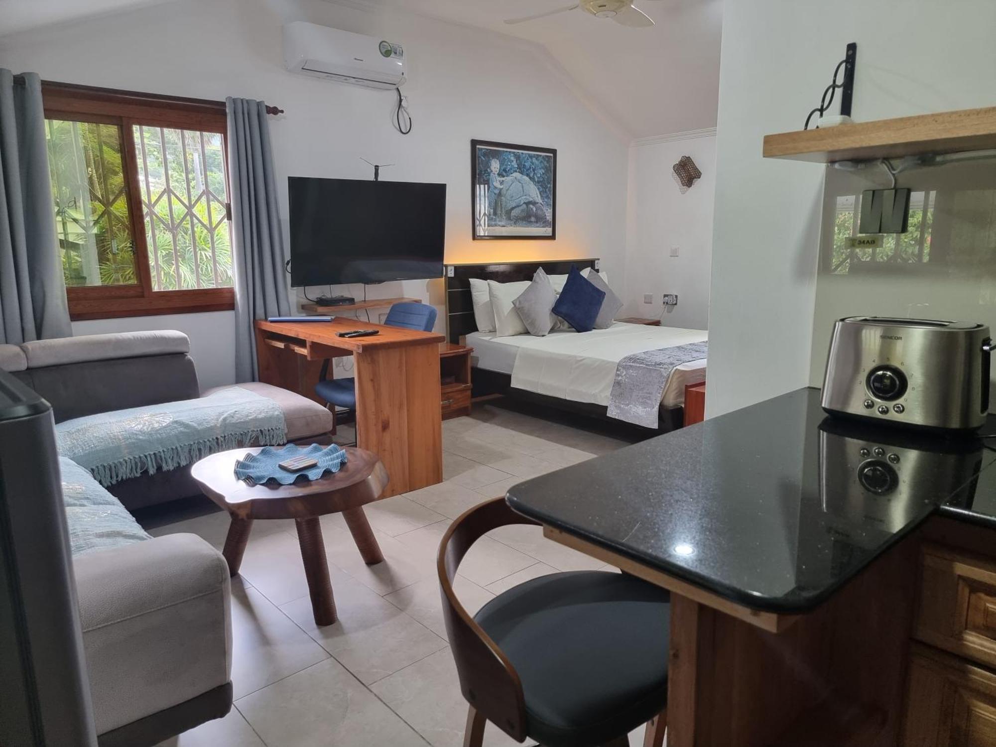 The Drake Seaside Apartment - Studio Bel Ombre Ngoại thất bức ảnh